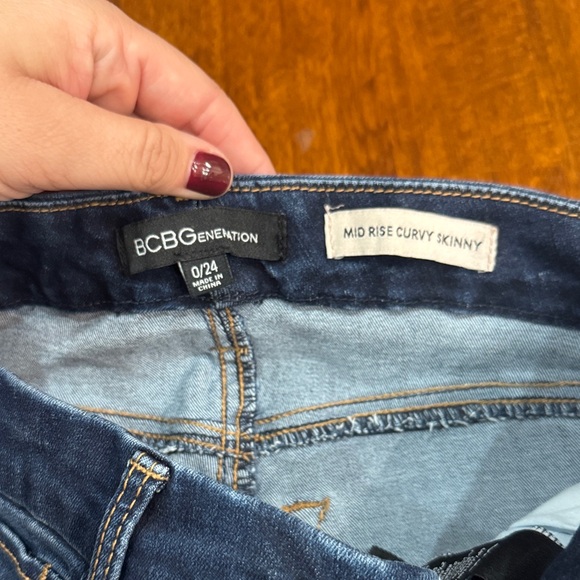 BCBGeneration Mid Rise Curvy Skinny Dark Blue Denim Jeans - Picture 3 of 8